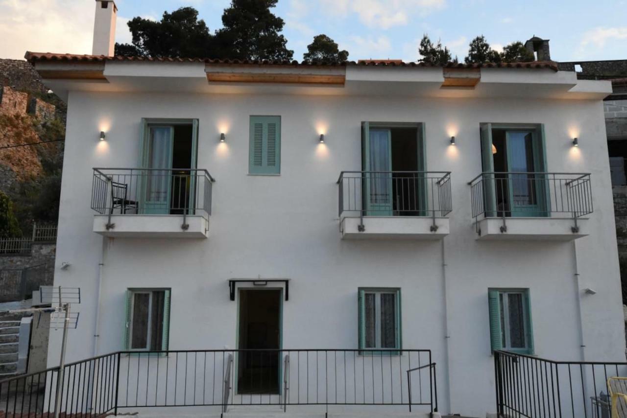 Rodi Retro Apartment Nafplio Ngoại thất bức ảnh