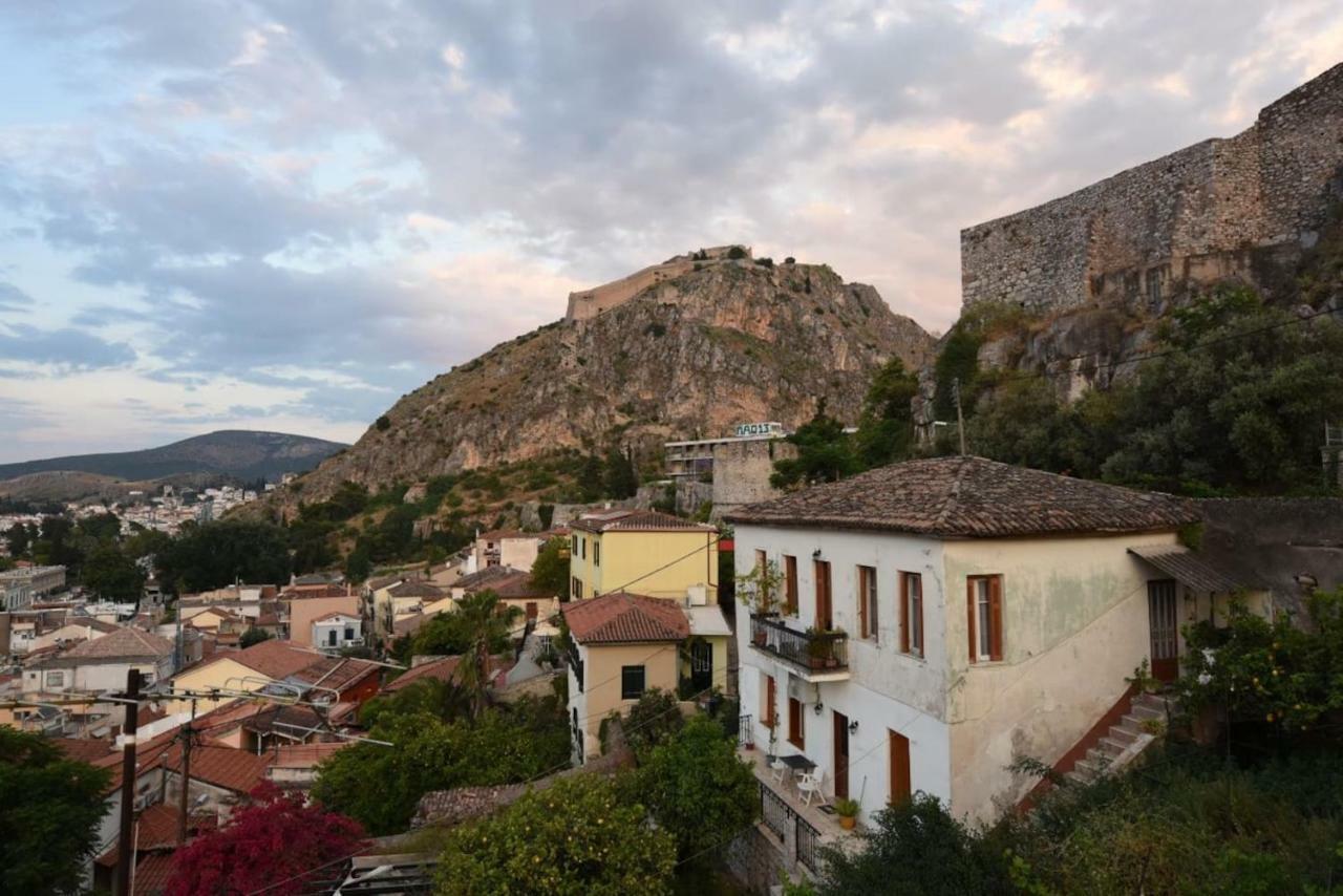 Rodi Retro Apartment Nafplio Ngoại thất bức ảnh